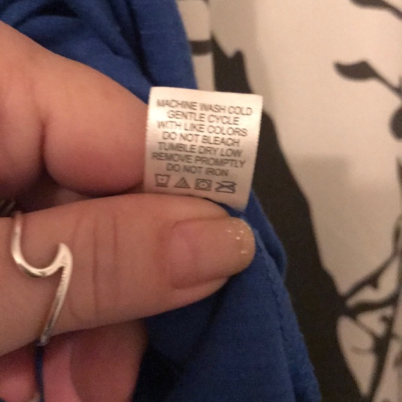 Blue cold shoulder shirt - Picture 5 of 5